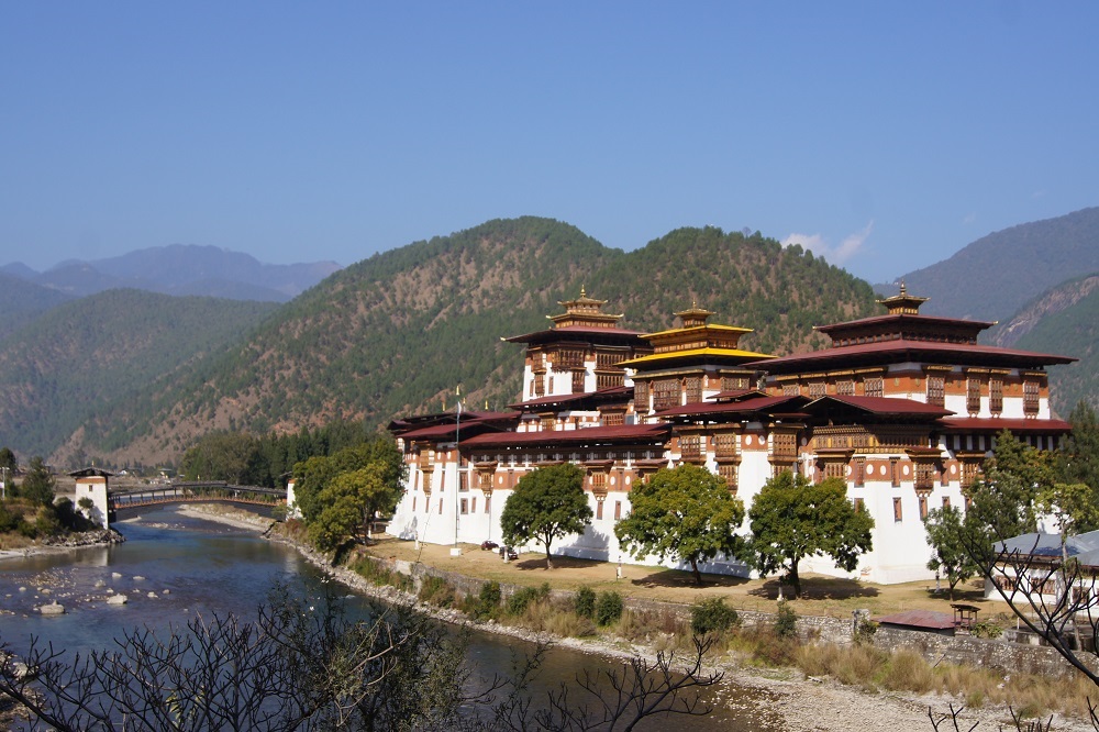 Kingdom in the Sky - Punakha Dzong